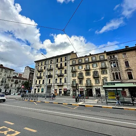 Casa De Amicis - Vicino Metropolitana