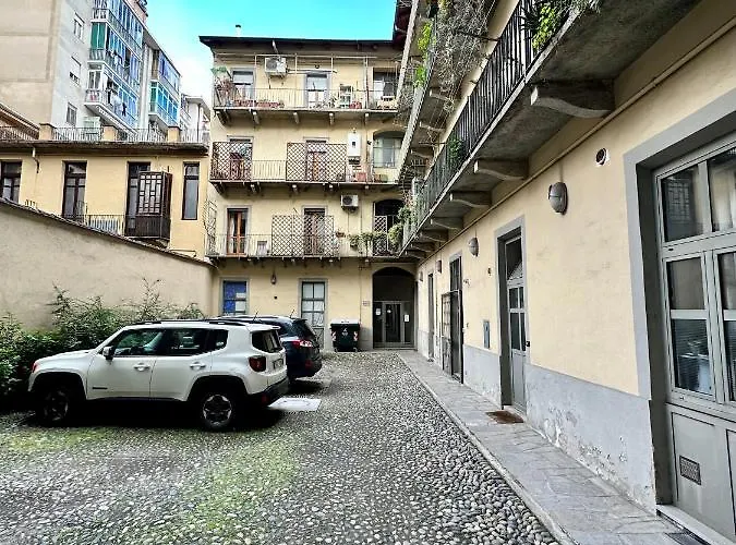 Casa De Amicis - Vicino Metropolitana Apartment